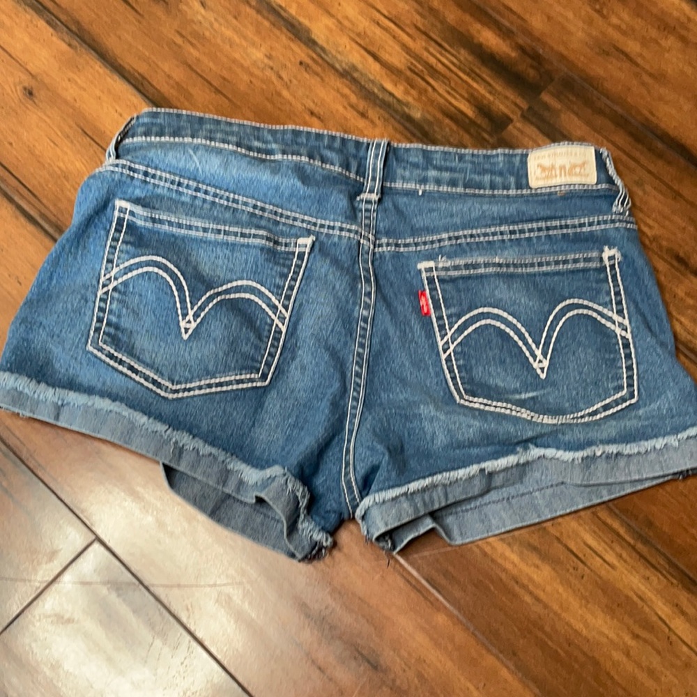 Levi’s blue jean‎ shorty shorts stretchy size 9